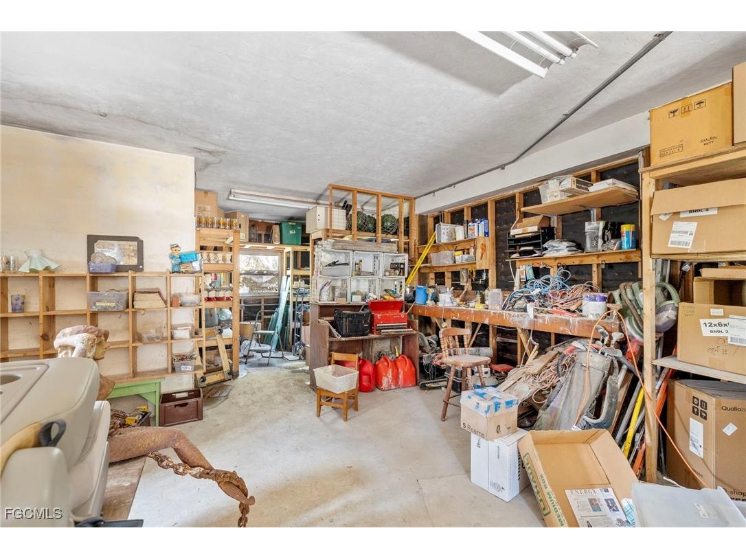 1446 & 1444 Periwinkle Way Sanibel FL 33957 2025007032 image21