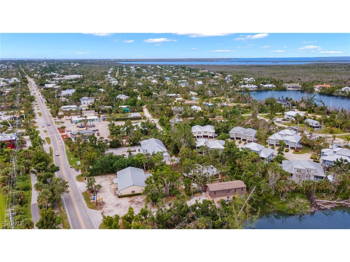 1446 & 1444 Periwinkle Way Sanibel FL 33957 2025007032 image9