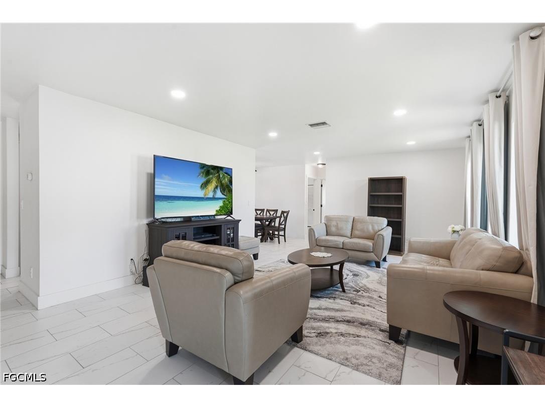 1446 SE 13th Street Cape Coral FL 33990 2026026190 image6