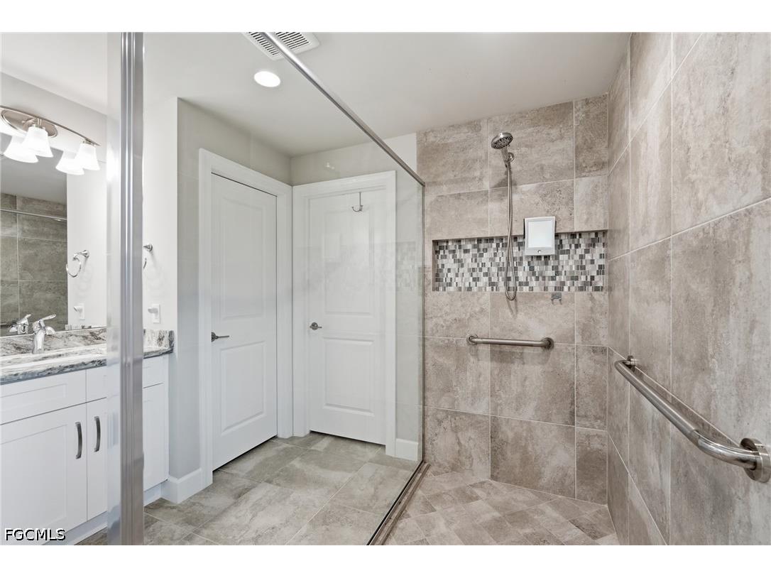 1446 SW 1st Terrace Cape Coral FL 33991 2026028838 image20