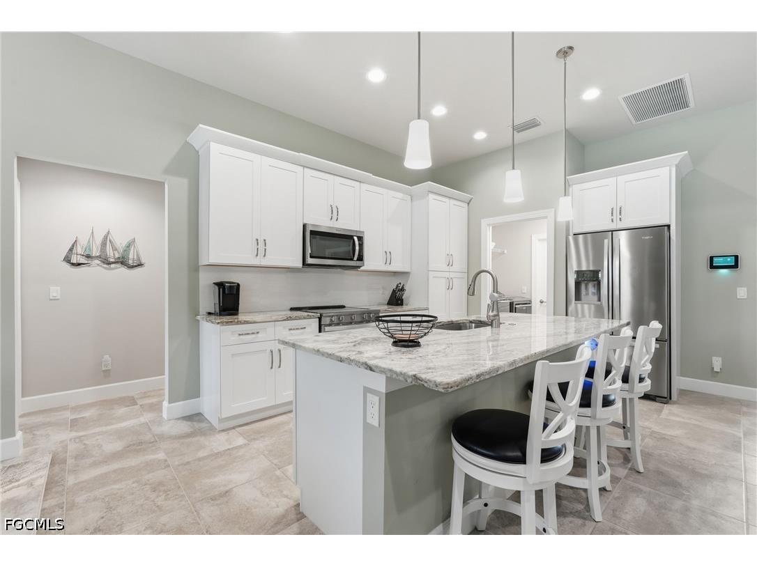 1446 SW 1st Terrace Cape Coral FL 33991 2026028838 image8
