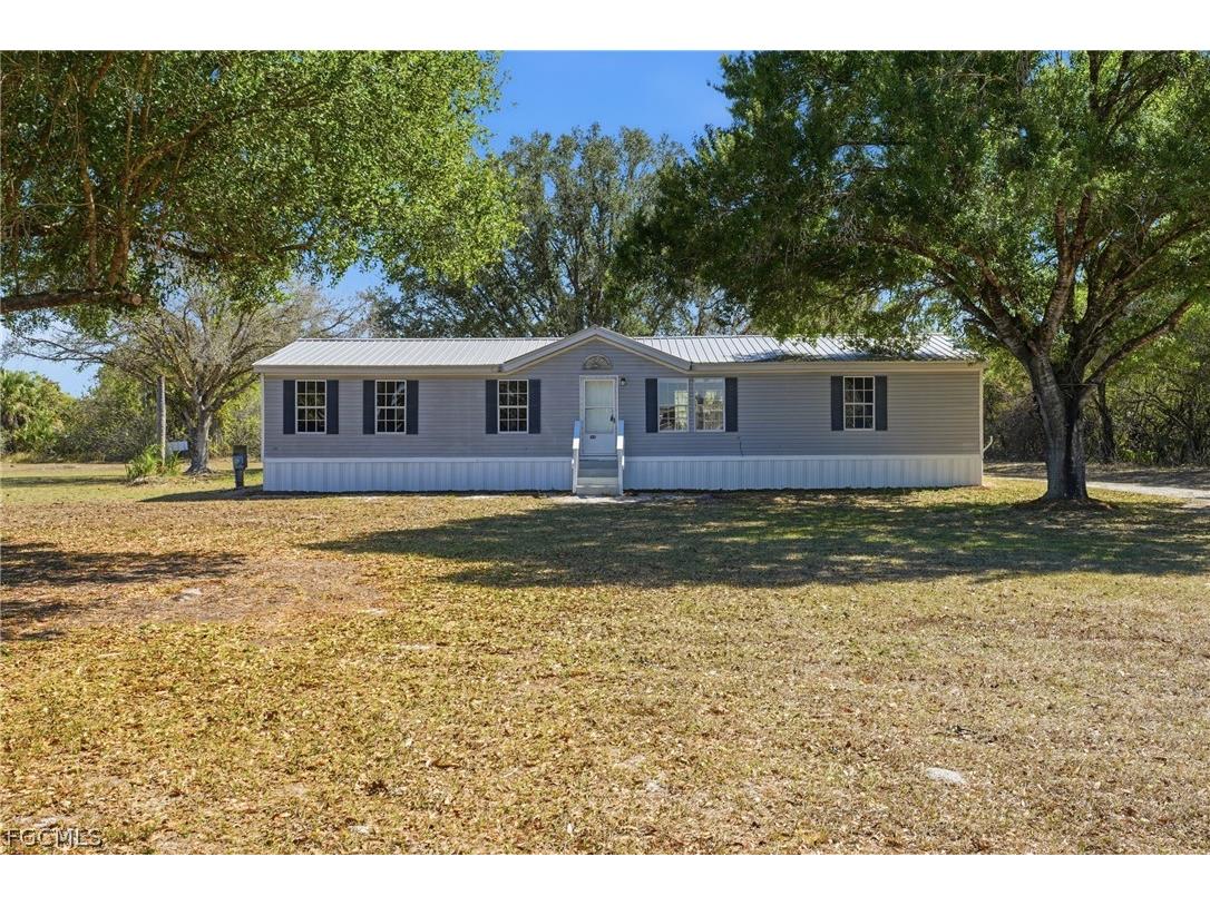 1446 Seminole Avenue Labelle FL 33935 2026009931 image1