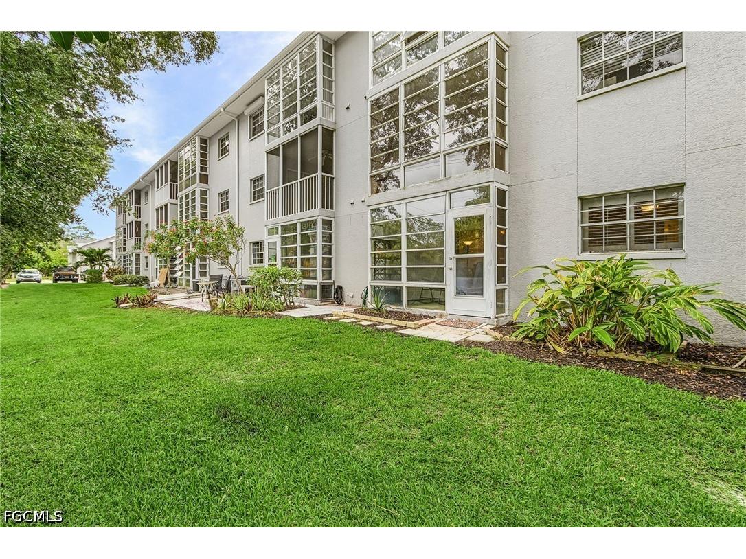 14461 Lakewood Trace Court #103 Fort Myers FL 33919 2026024345 image17