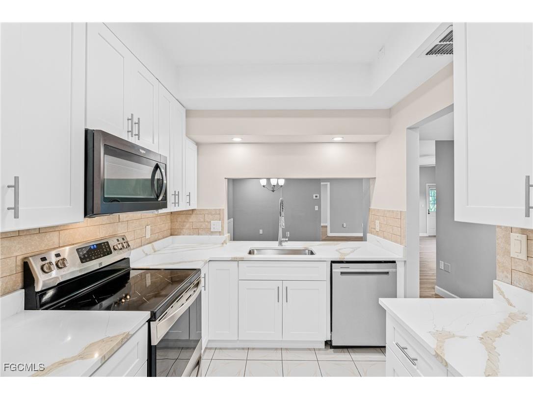 14461 Summerlin Trace Court #3 Fort Myers FL 33919 2025002556 image17