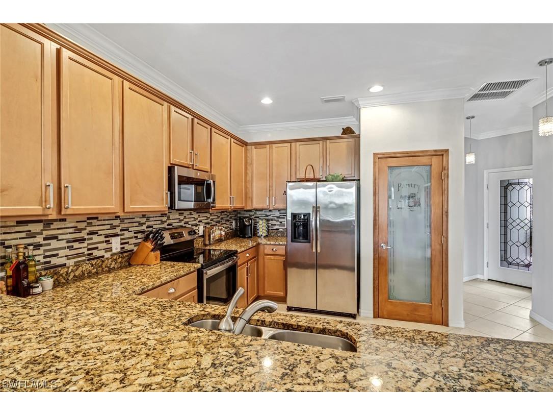 14468 Grapevine Drive Naples FL 34114 223053581 image1