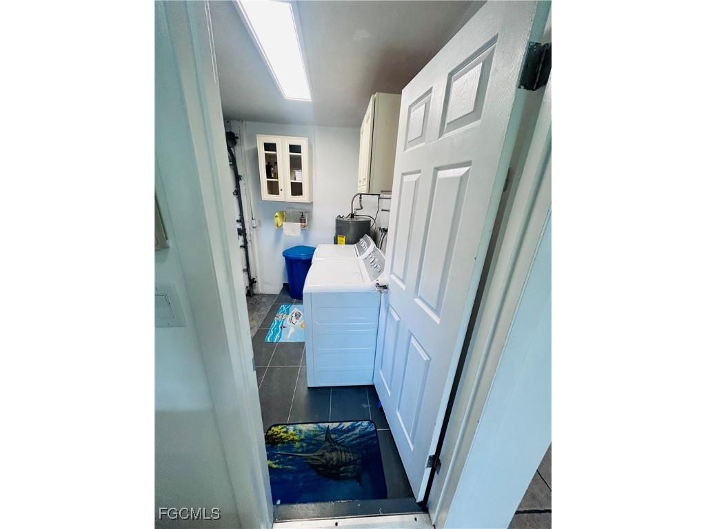  Fort Myers FL 33919 2025012949 image3