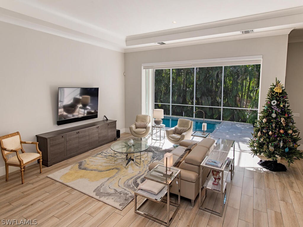 1448 Hemingway Place Naples FL 34103 222083149 image1