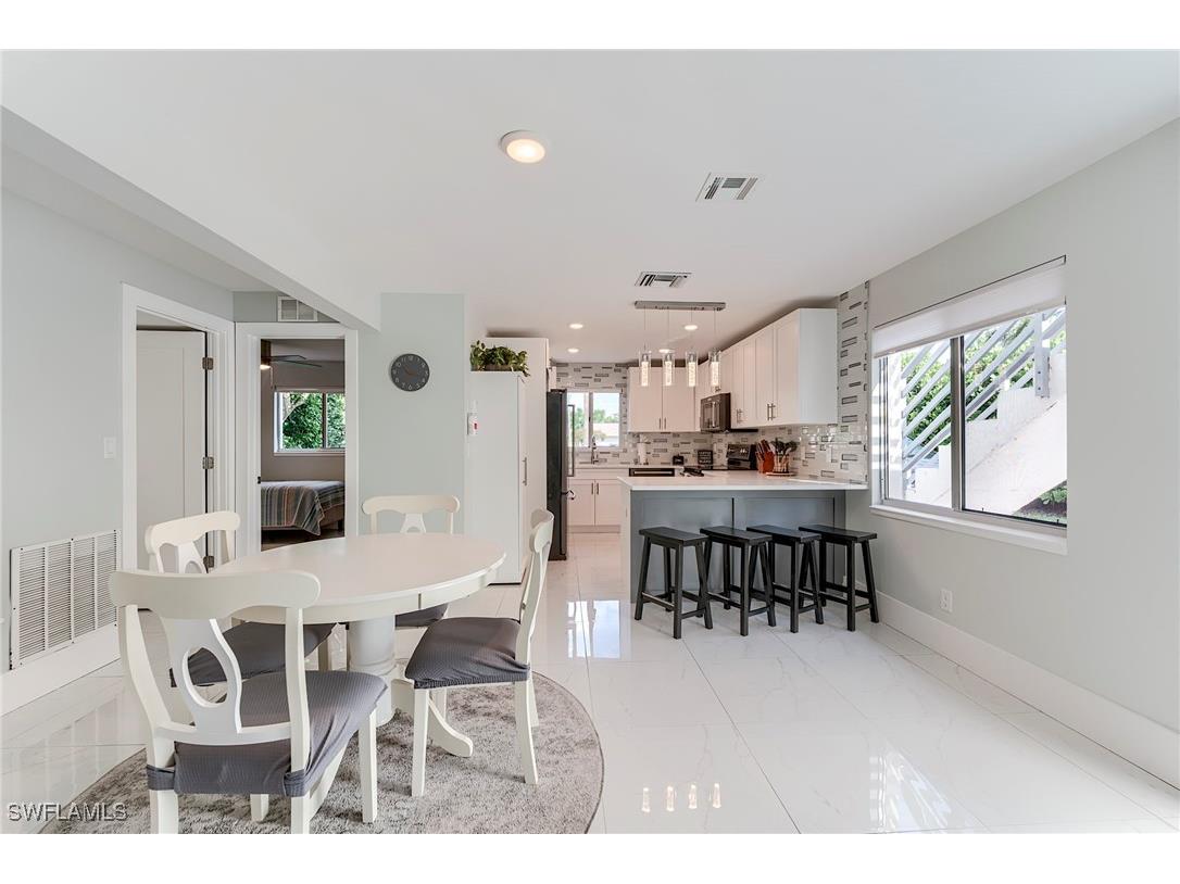 145 Capri Boulevard Naples FL 34113 225071539 image18