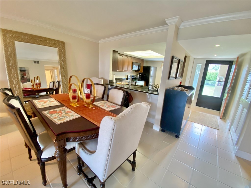 145 Cypress Way E #A Naples FL 34110 225047695 image1