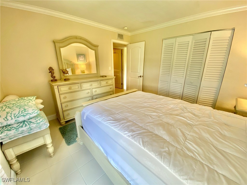 145 Cypress Way E #A Naples FL 34110 225047695 image17