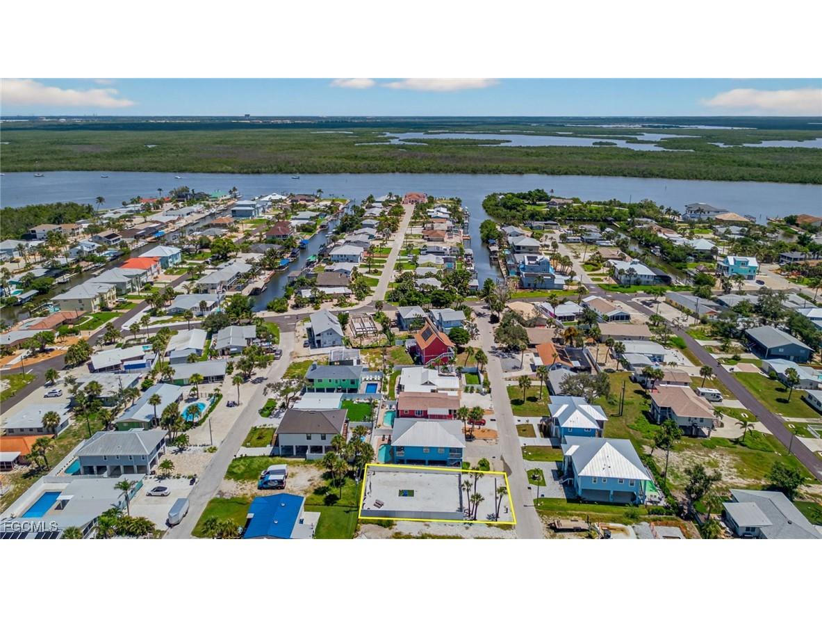 145 Jefferson Street Fort Myers Beach FL 33931 2025005469 image3
