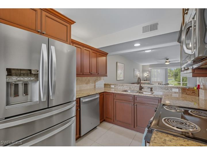 145 Robin Hood Circle #104 Naples FL 34104 225070706 image5