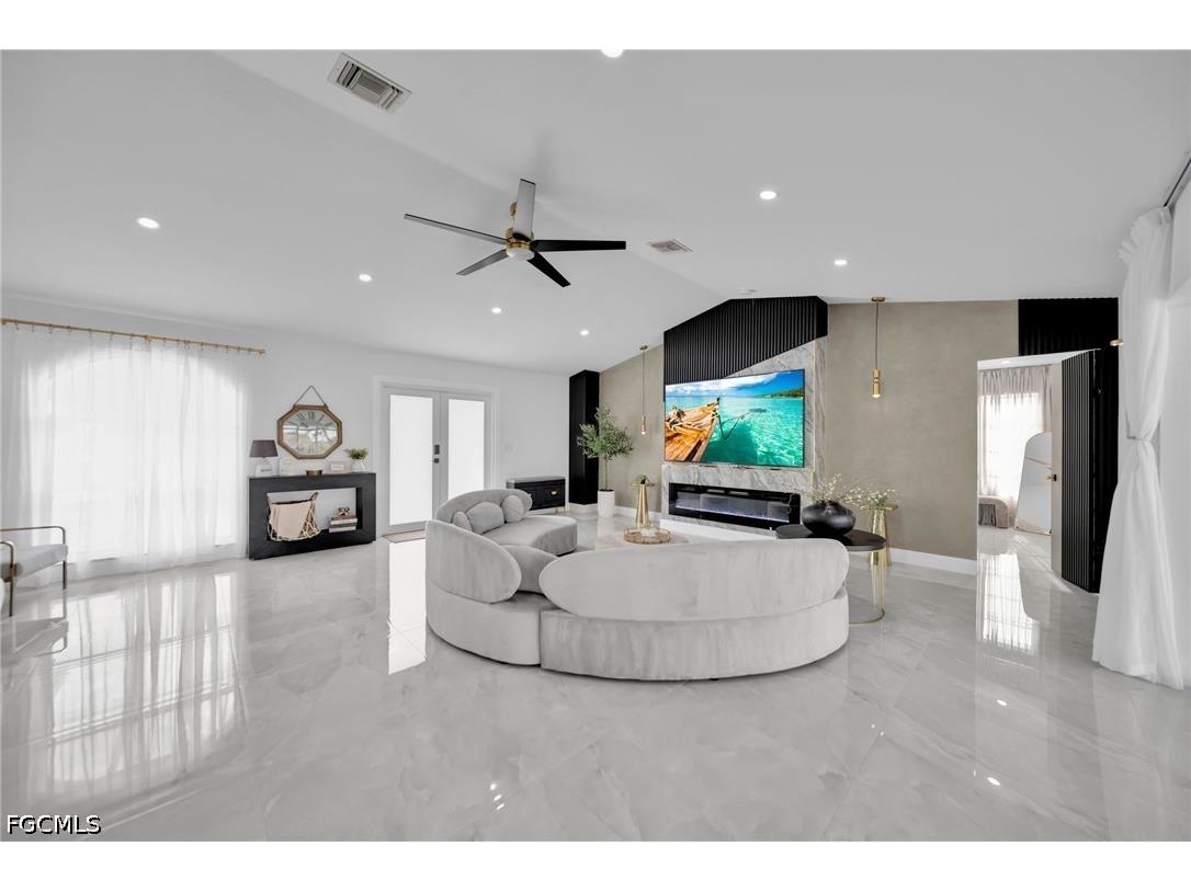 145 SE 17th Street Cape Coral FL 33990 2026015598 image5