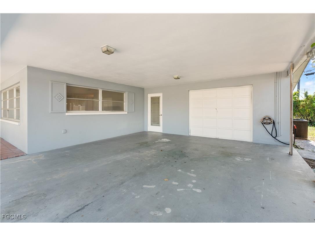 1450 Charles Road Fort Myers FL 33919 2025017679 image23