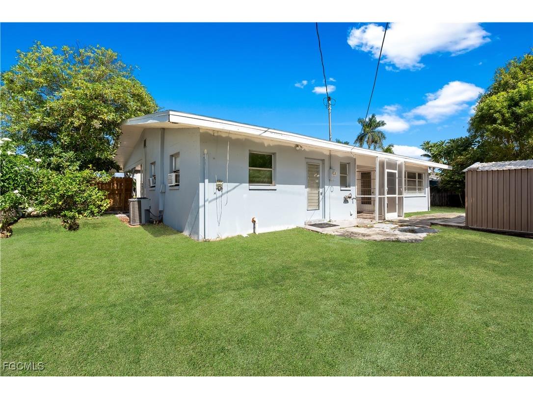 1450 Charles Road Fort Myers FL 33919 2025017679 image3