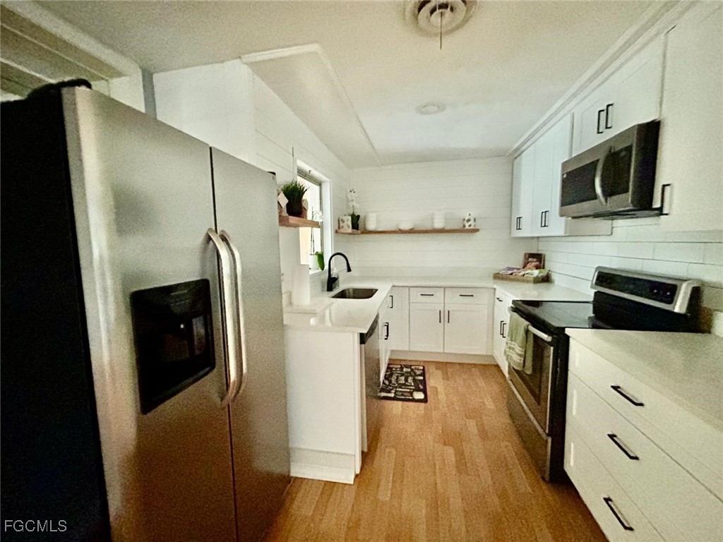 1450 Charles Road Fort Myers FL 33919 2025017679 image5