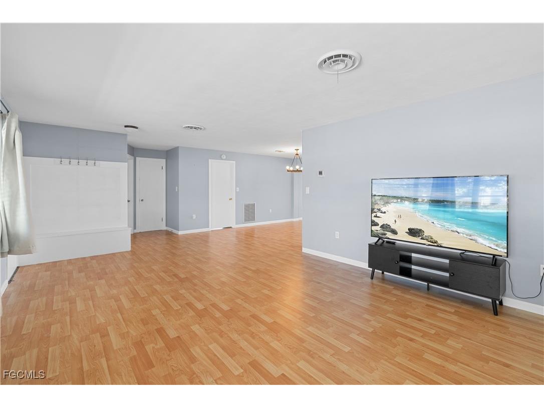 1450 Charles Road Fort Myers FL 33919 2025017679 image6
