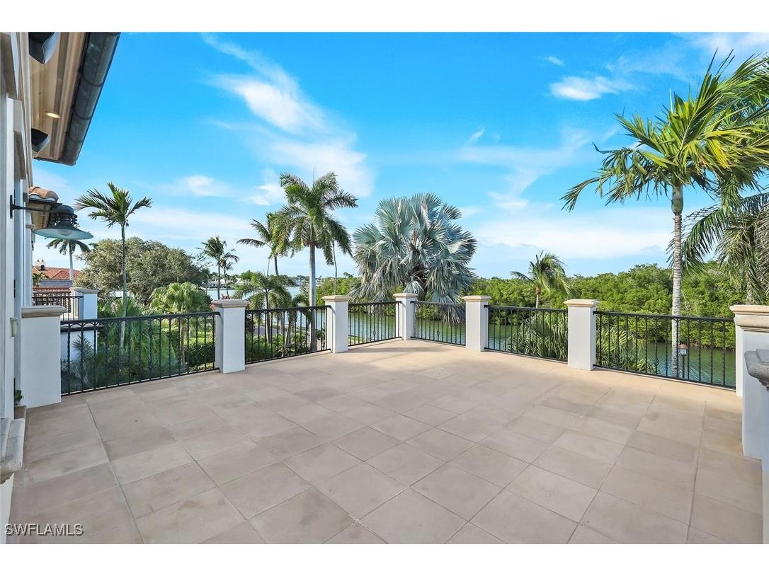 1450 Gulfstar Drive S Naples FL 34112 225077785 image42