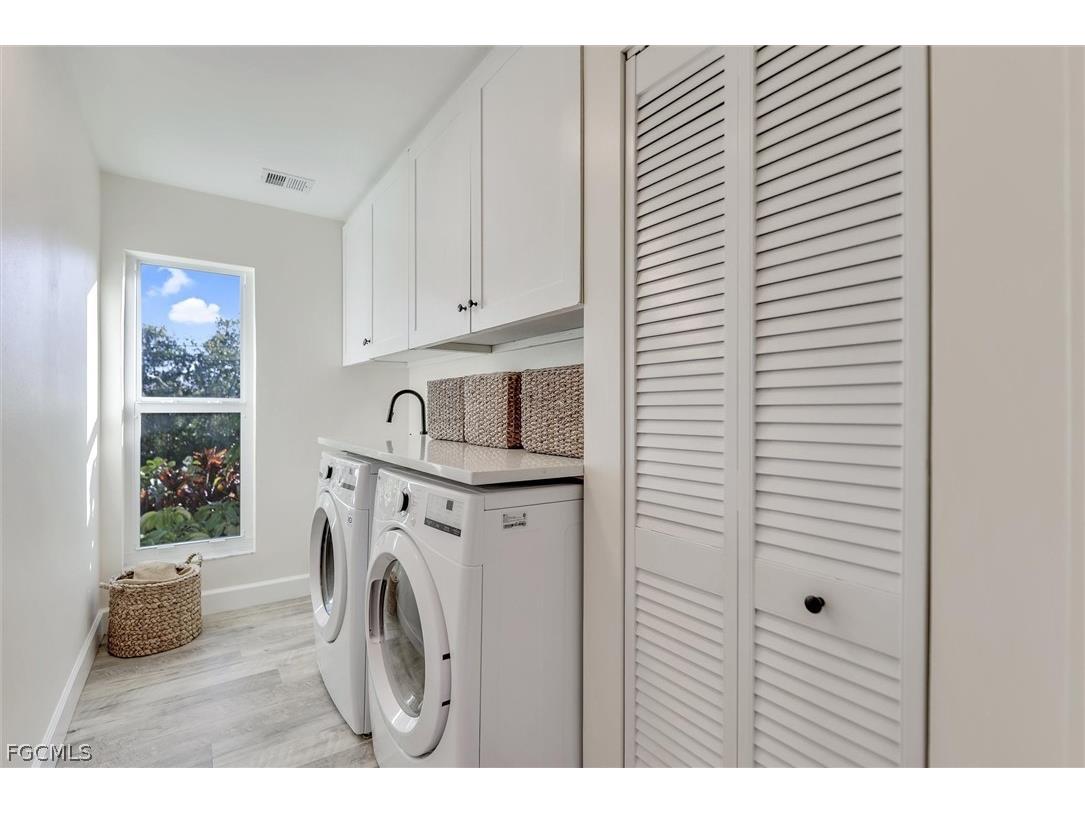 1450 Royal Poinciana Drive Sanibel FL 33957 2026006939 image23