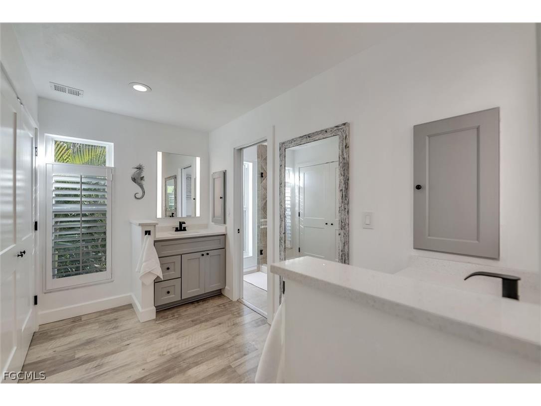 1450 Royal Poinciana Drive Sanibel FL 33957 2026006939 image28