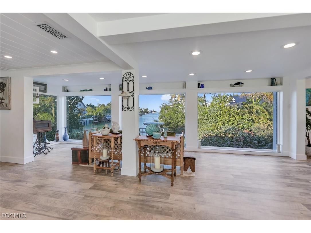 1450 Royal Poinciana Drive Sanibel FL 33957 2026006939 image8