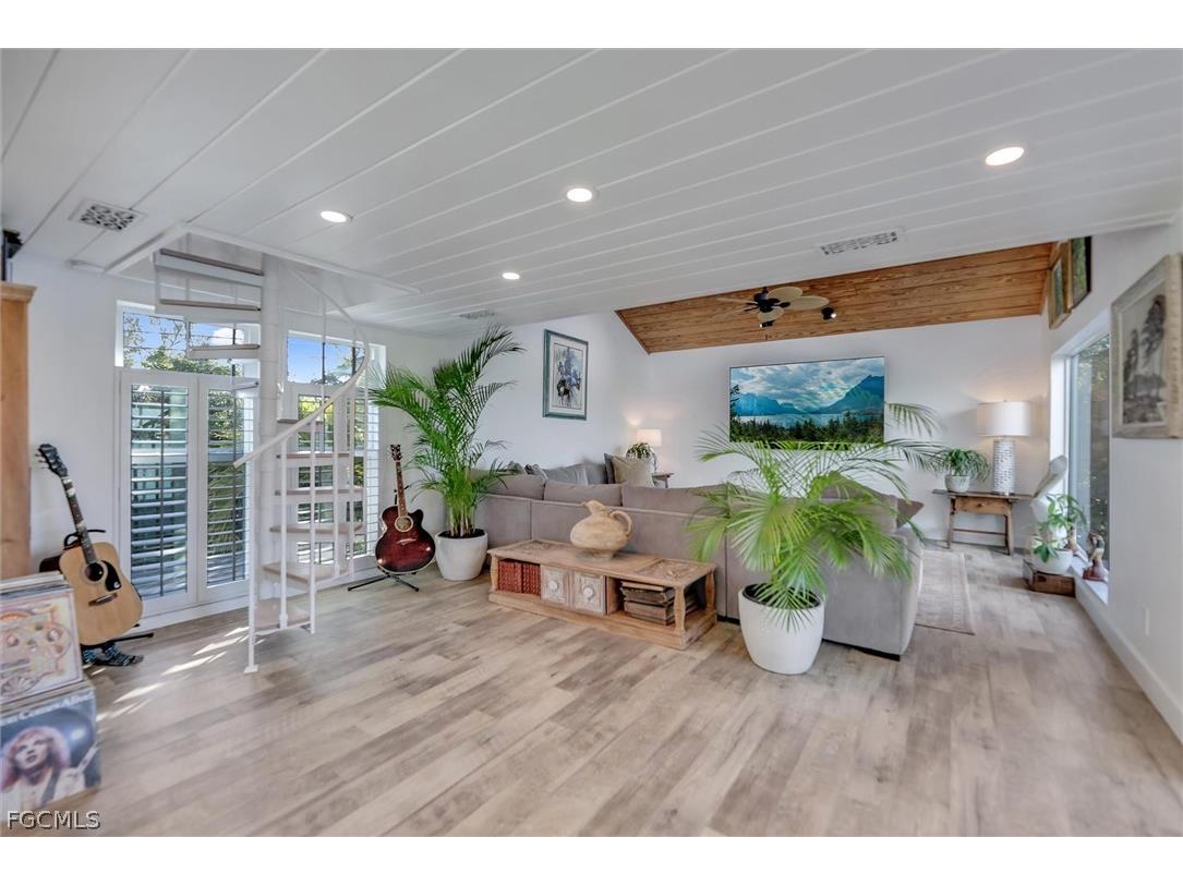 1450 Royal Poinciana Drive Sanibel FL 33957 2026006939 image9