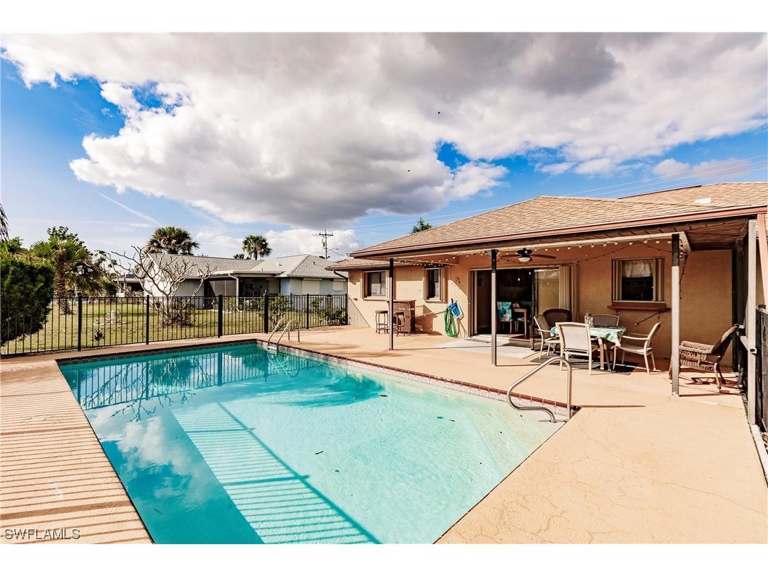 1450 SE 19th Terrace Cape Coral FL 33990 223090963 image1