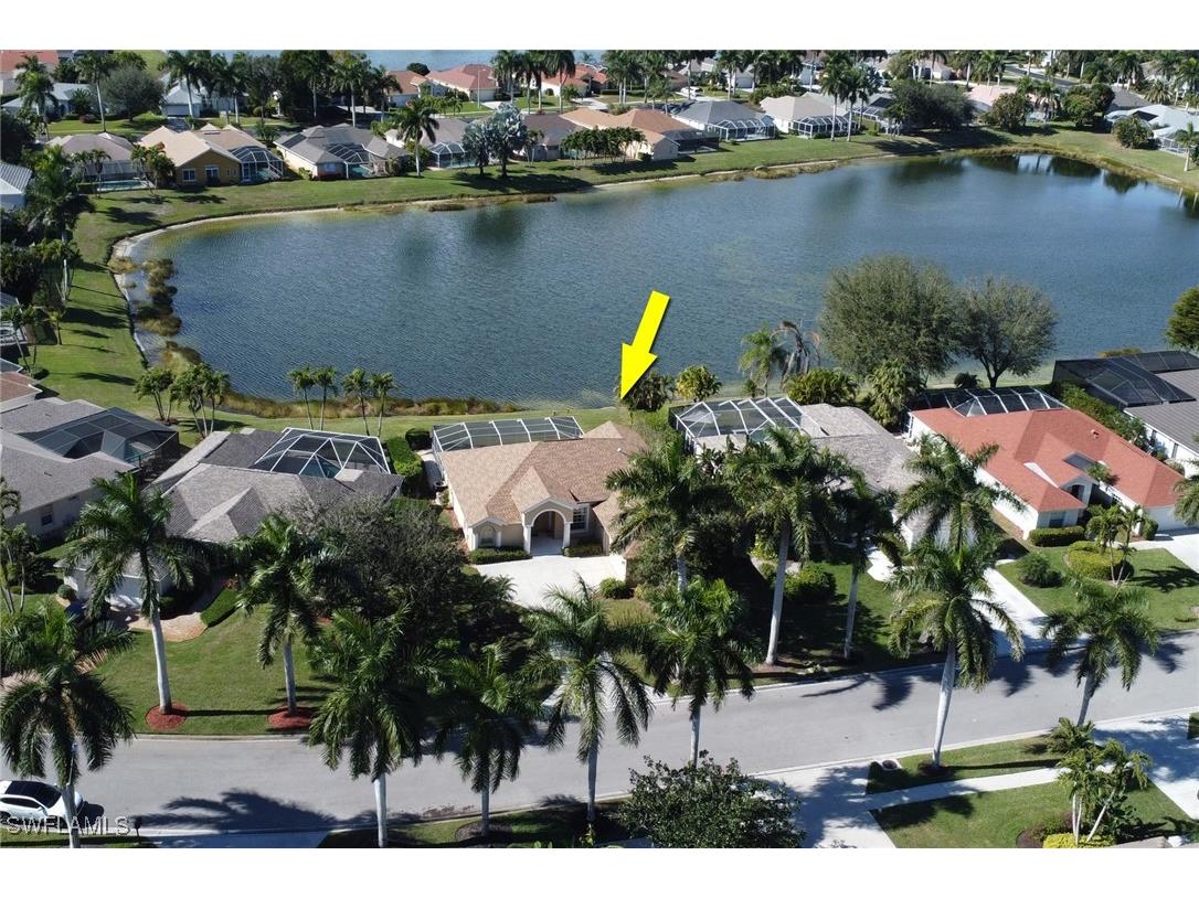 1450 Vintage Lane Naples FL 34104 225085011 image1