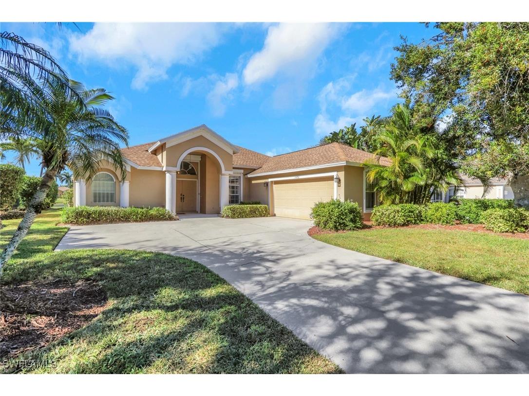 1450 Vintage Lane Naples FL 34104 225085011 image2