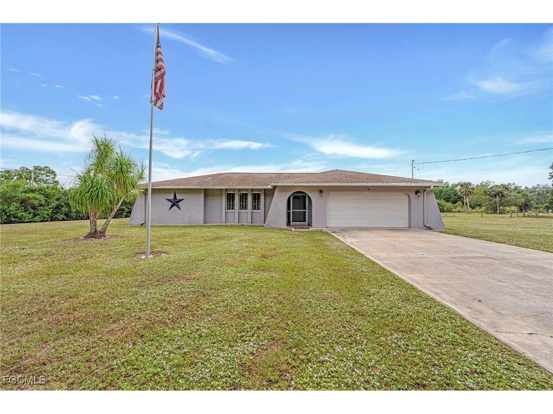 14501 Old Olga Road Fort Myers FL 33905 2025023938 image1