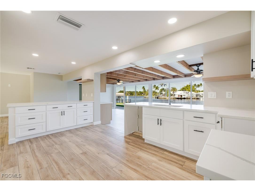 14502 Riverside Drive Fort Myers FL 33905 2025019963 image10