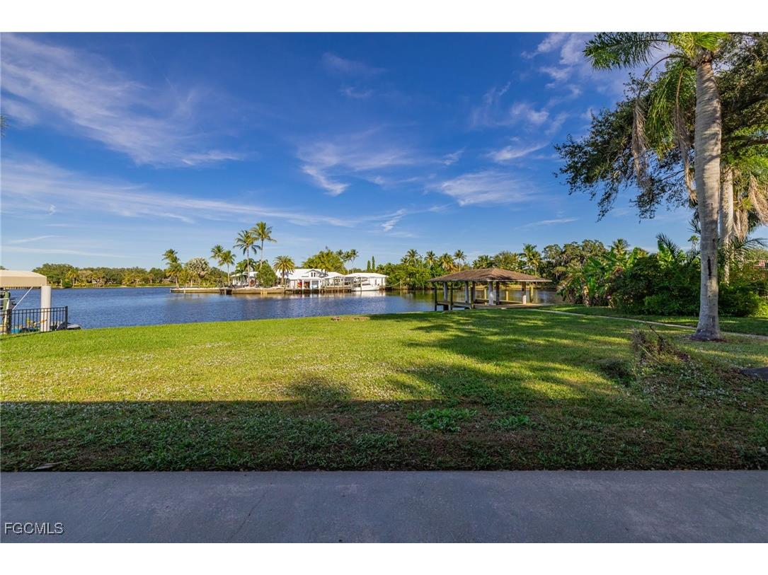 14502 Riverside Drive Fort Myers FL 33905 2025019963 image21