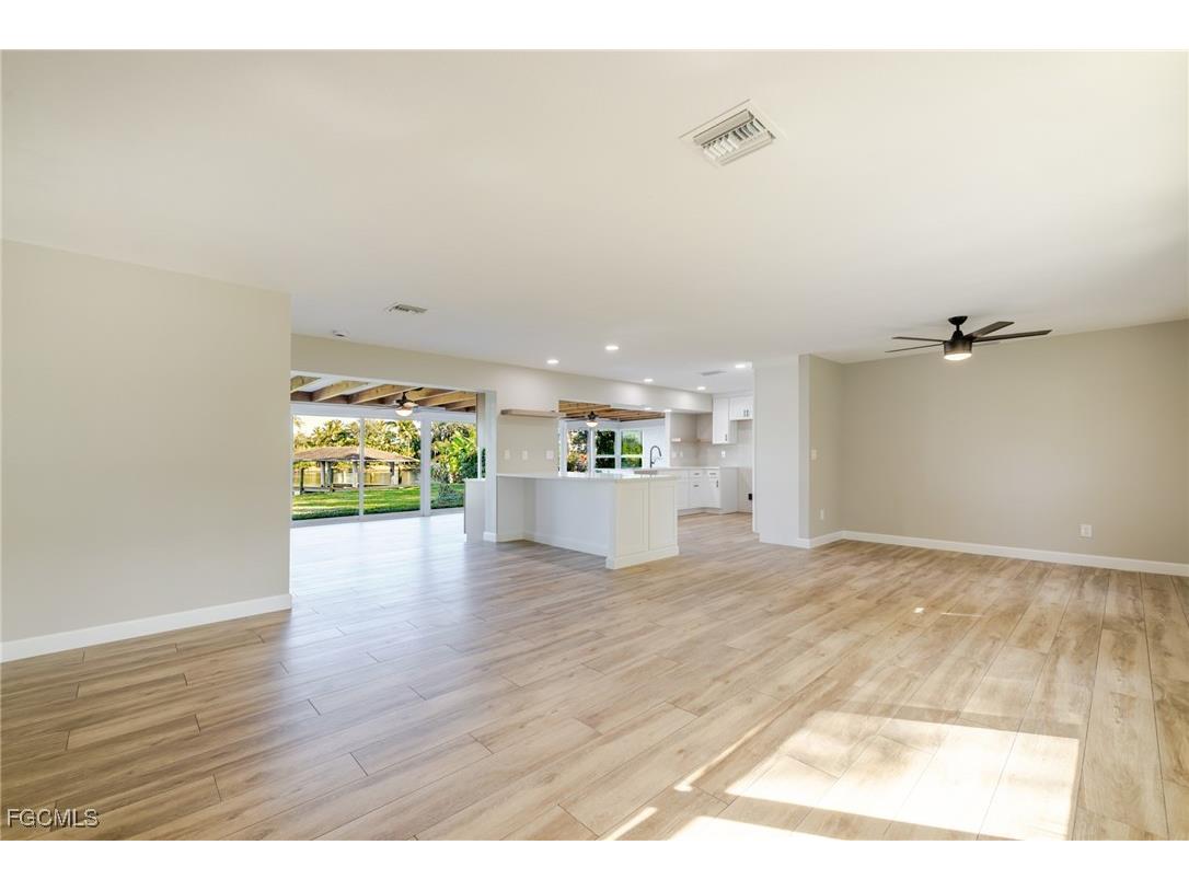 14502 Riverside Drive Fort Myers FL 33905 2025019963 image3