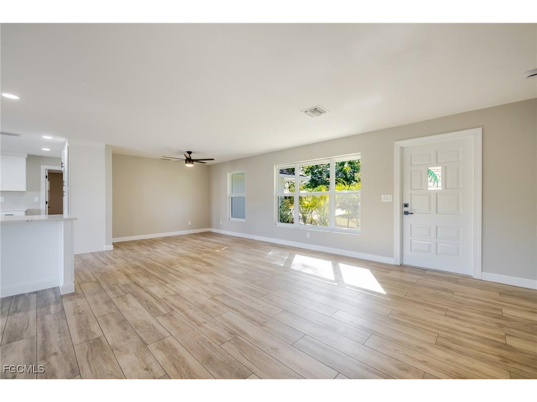 14502 Riverside Drive Fort Myers FL 33905 2025019963 image4