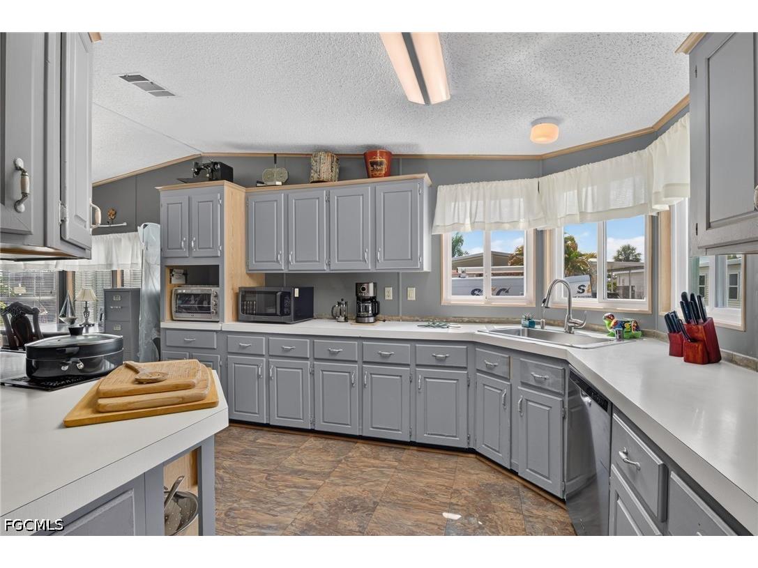 14505 Nathan Hale Lane #475 North Fort Myers FL 33917 2026027149 image14