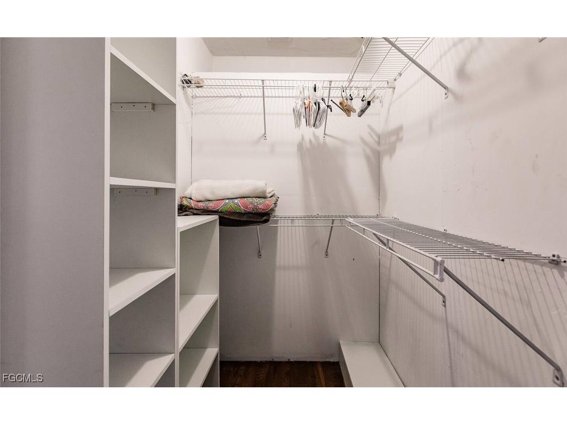 1451 Maravilla Avenue Fort Myers FL 33901 2025005179 image22