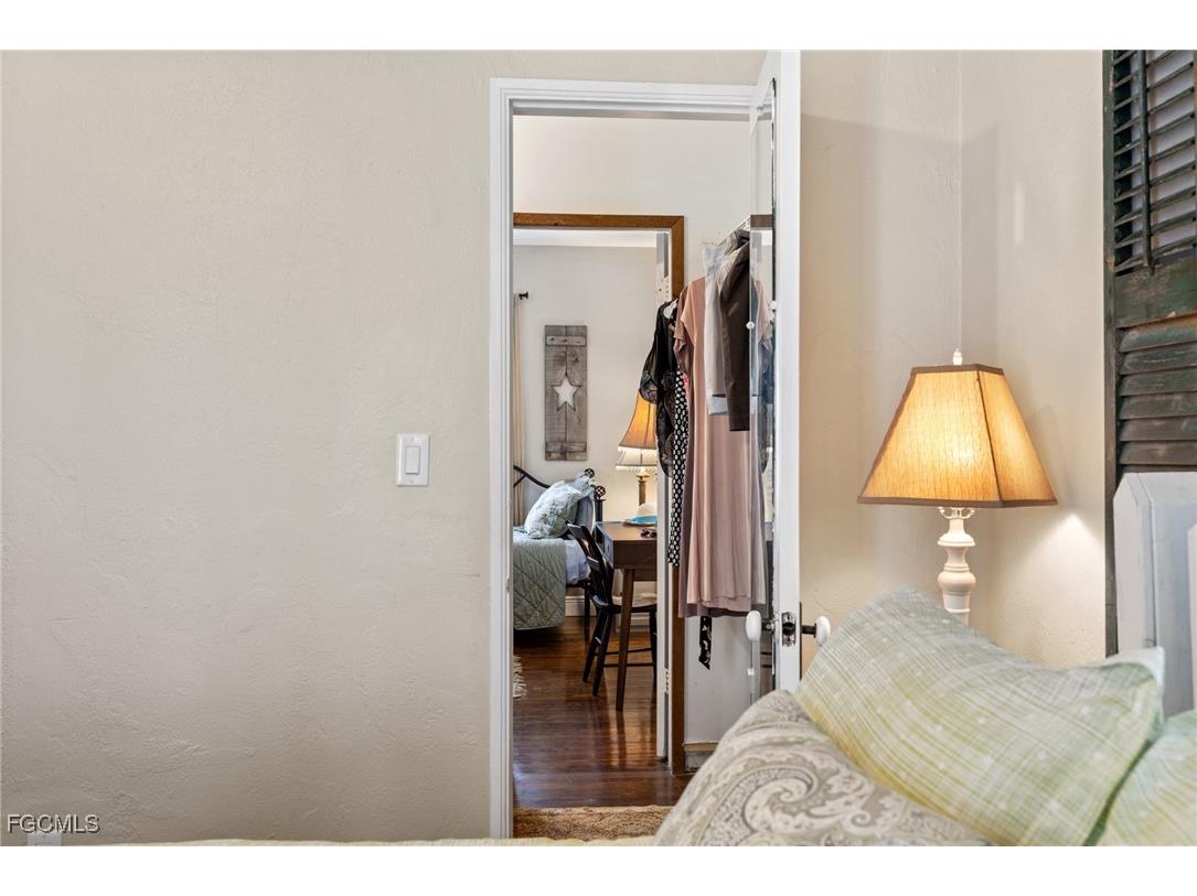 1451 Maravilla Avenue Fort Myers FL 33901 2025005179 image23