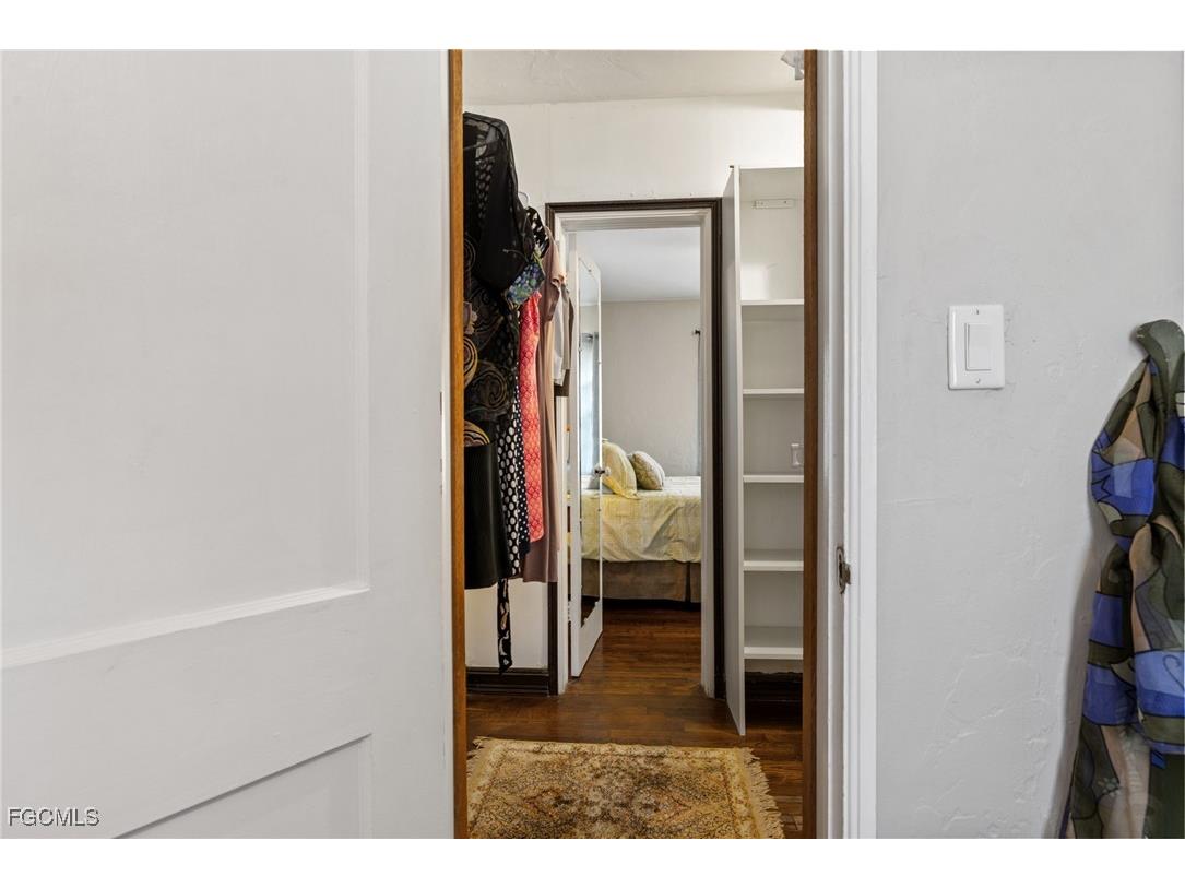 1451 Maravilla Avenue Fort Myers FL 33901 2025005179 image25