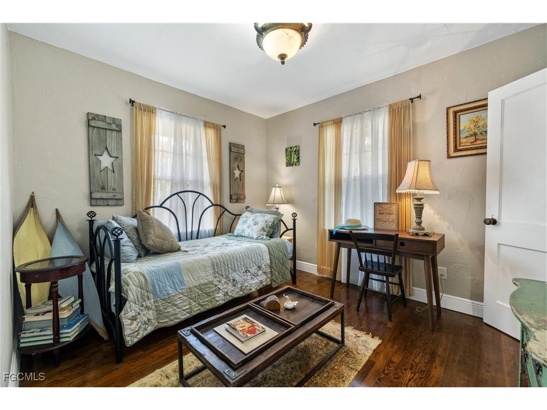 1451 Maravilla Avenue Fort Myers FL 33901 2025005179 image27