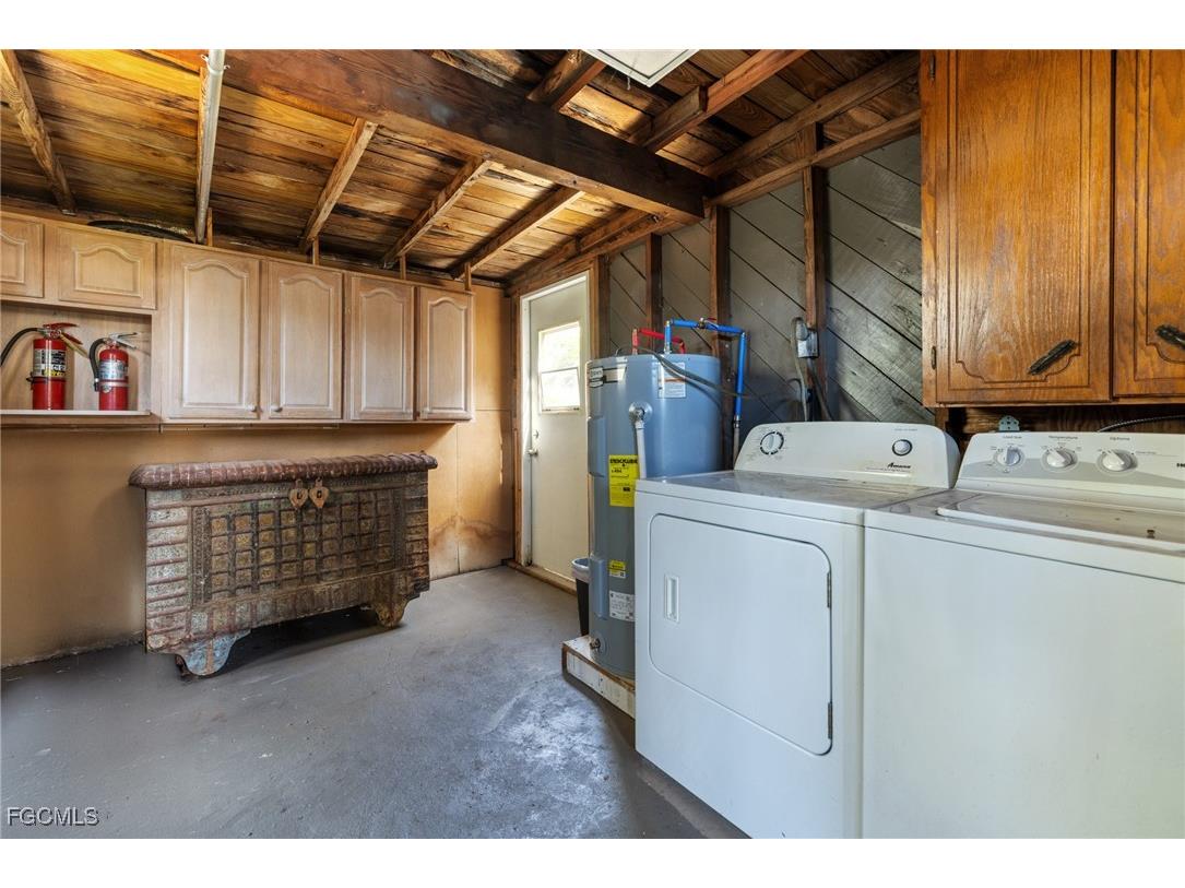 1451 Maravilla Avenue Fort Myers FL 33901 2025005179 image28