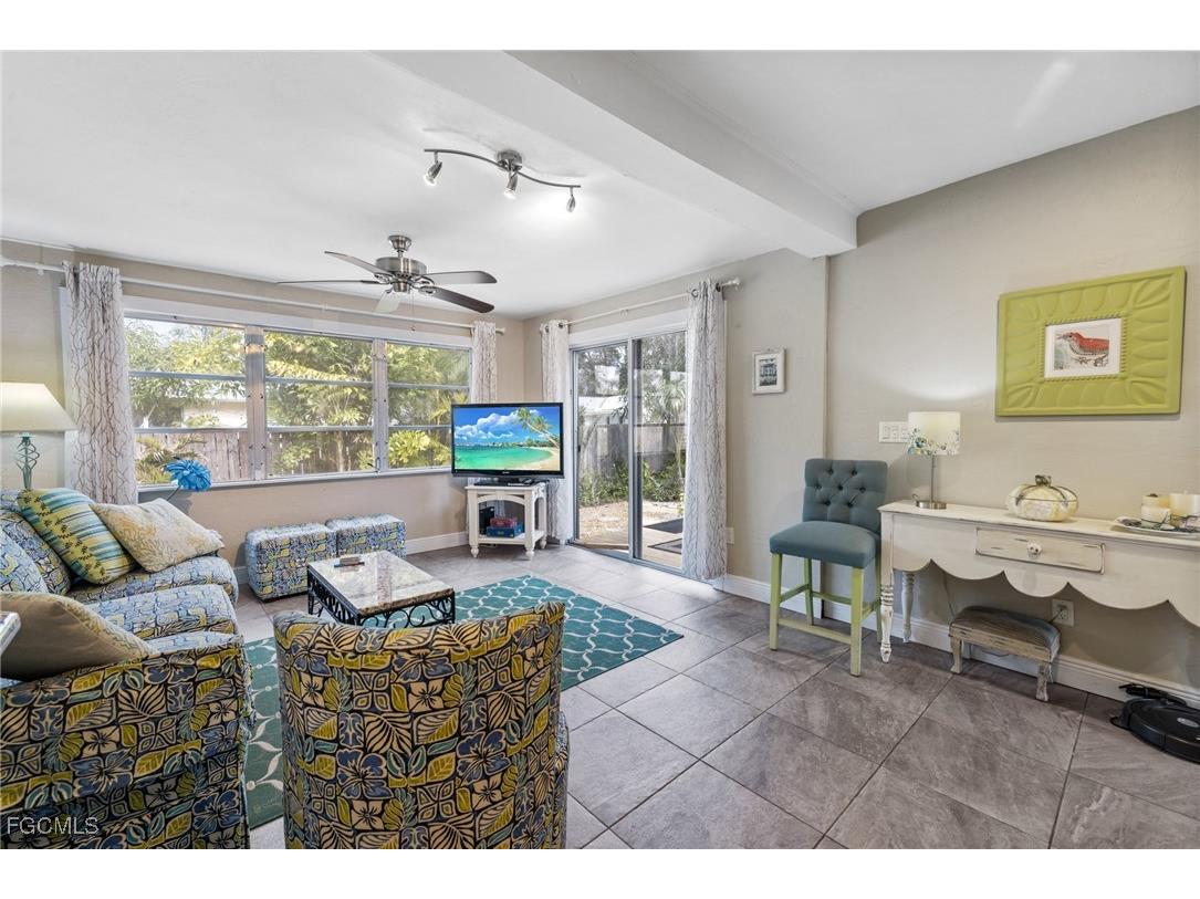 1451 Maravilla Avenue Fort Myers FL 33901 2025005179 image4