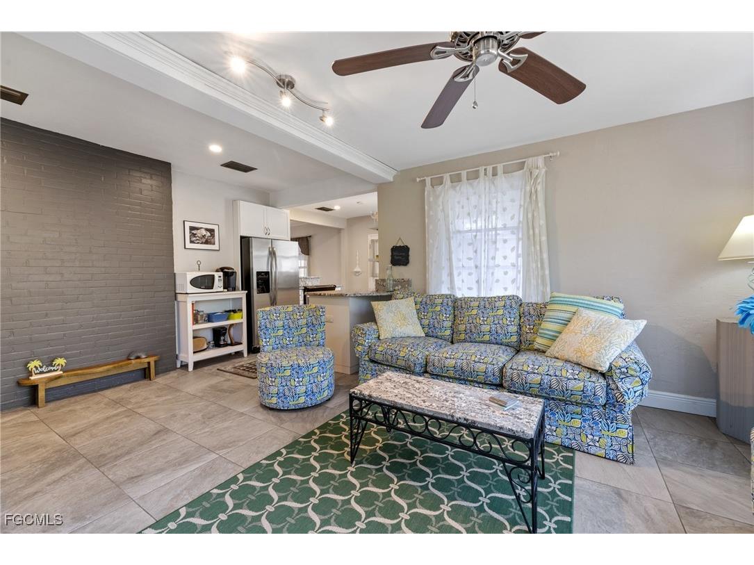 1451 Maravilla Avenue Fort Myers FL 33901 2025005179 image6