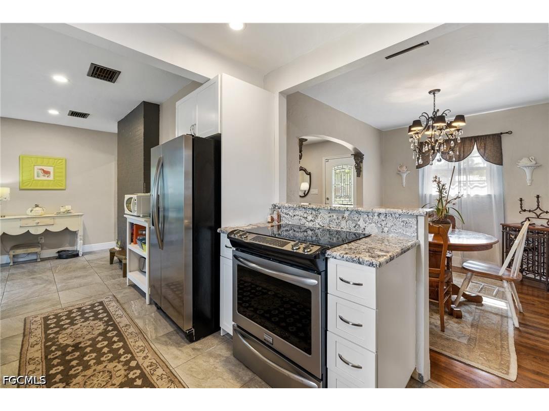 1451 Maravilla Avenue Fort Myers FL 33901 2026017508 image3