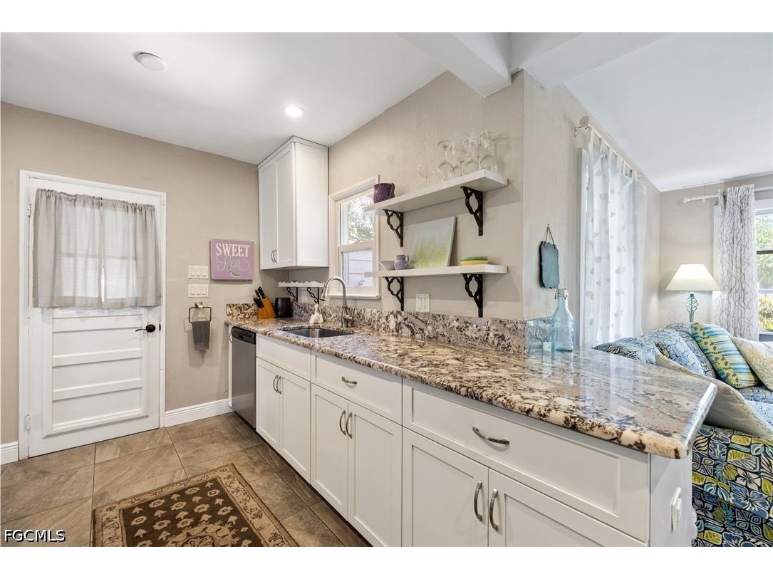 1451 Maravilla Avenue Fort Myers FL 33901 2026017508 image9