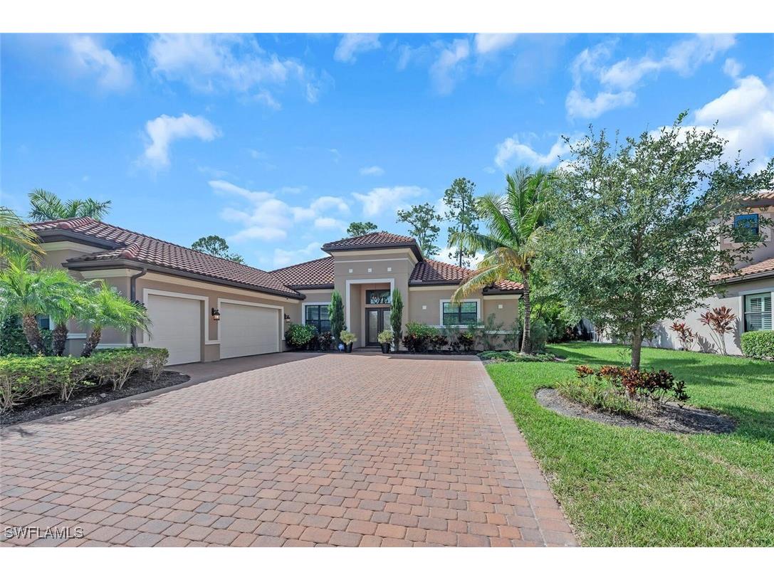 1451 Mockingbird Drive Naples FL 34120 225071912 image1