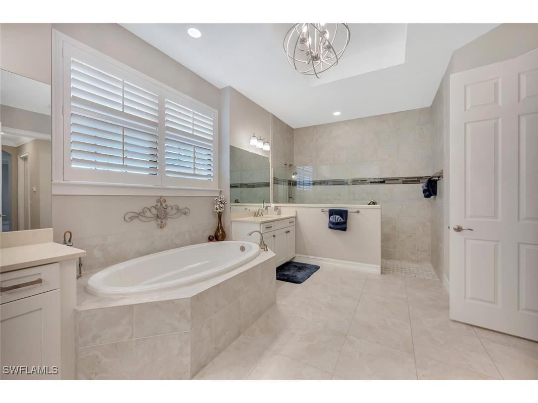 1451 Mockingbird Drive Naples FL 34120 225071912 image27