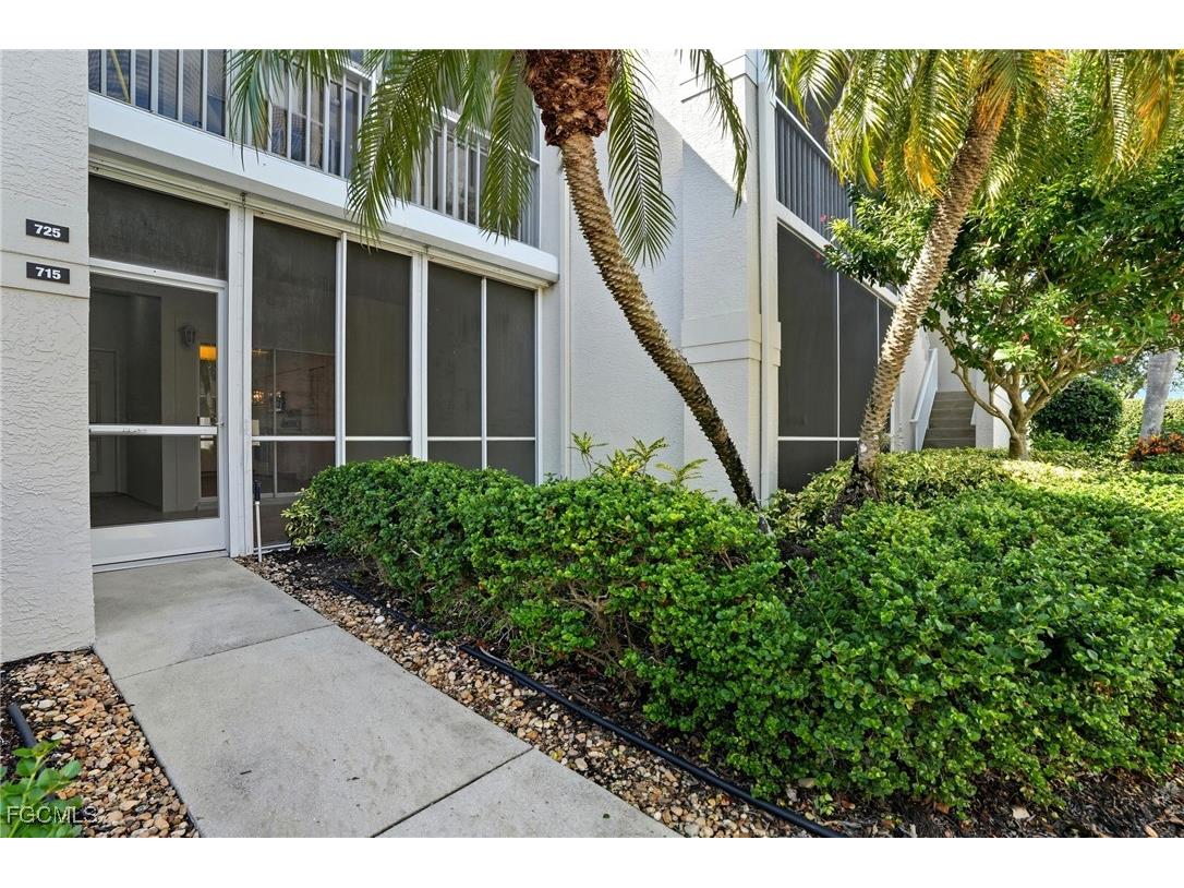 14510 Hickory Hill Court #715 Fort Myers FL 33912 2025008198 image1