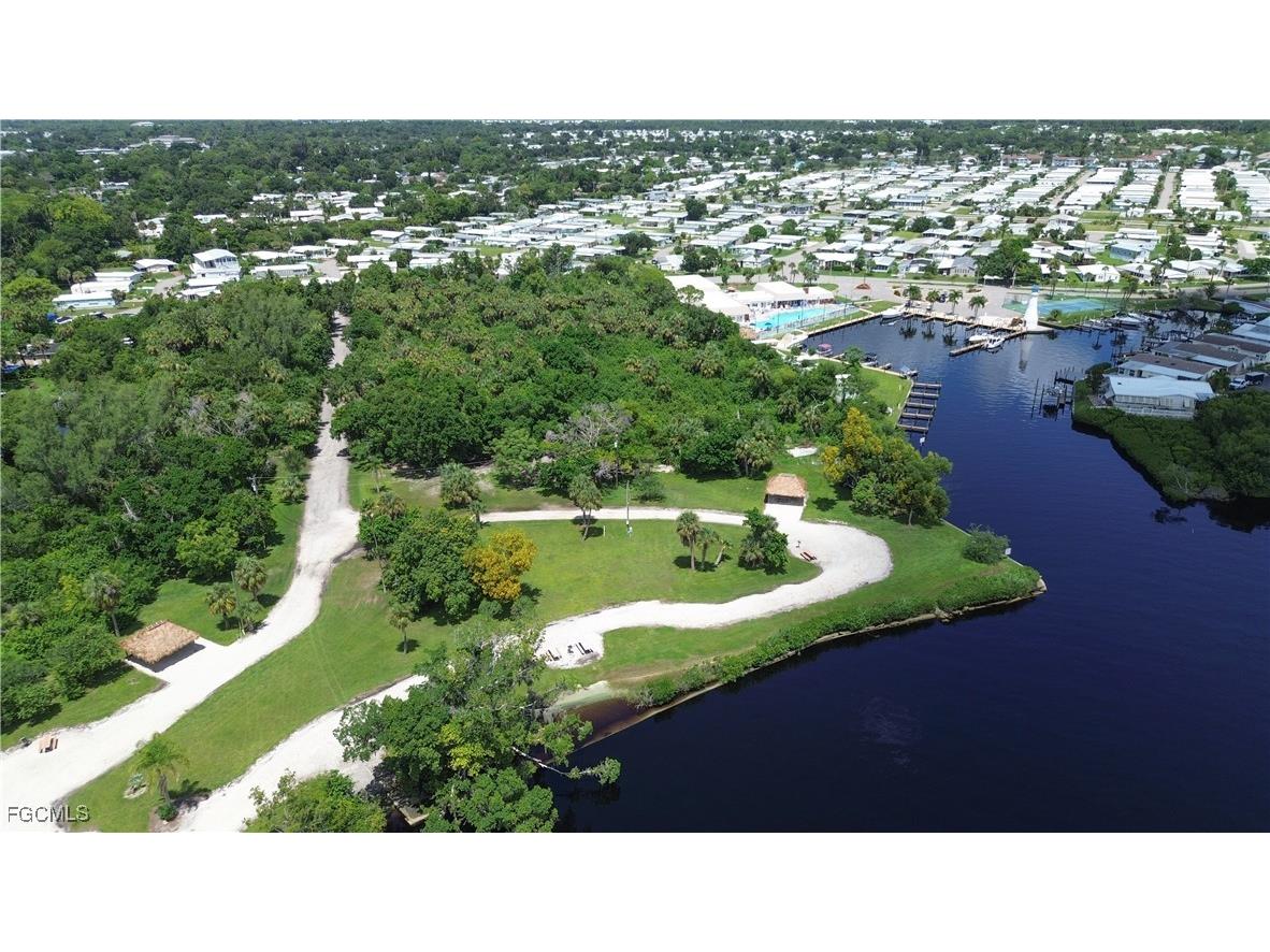 14513 Nathan Hale Lane North Fort Myers FL 33917 2025007586 image29