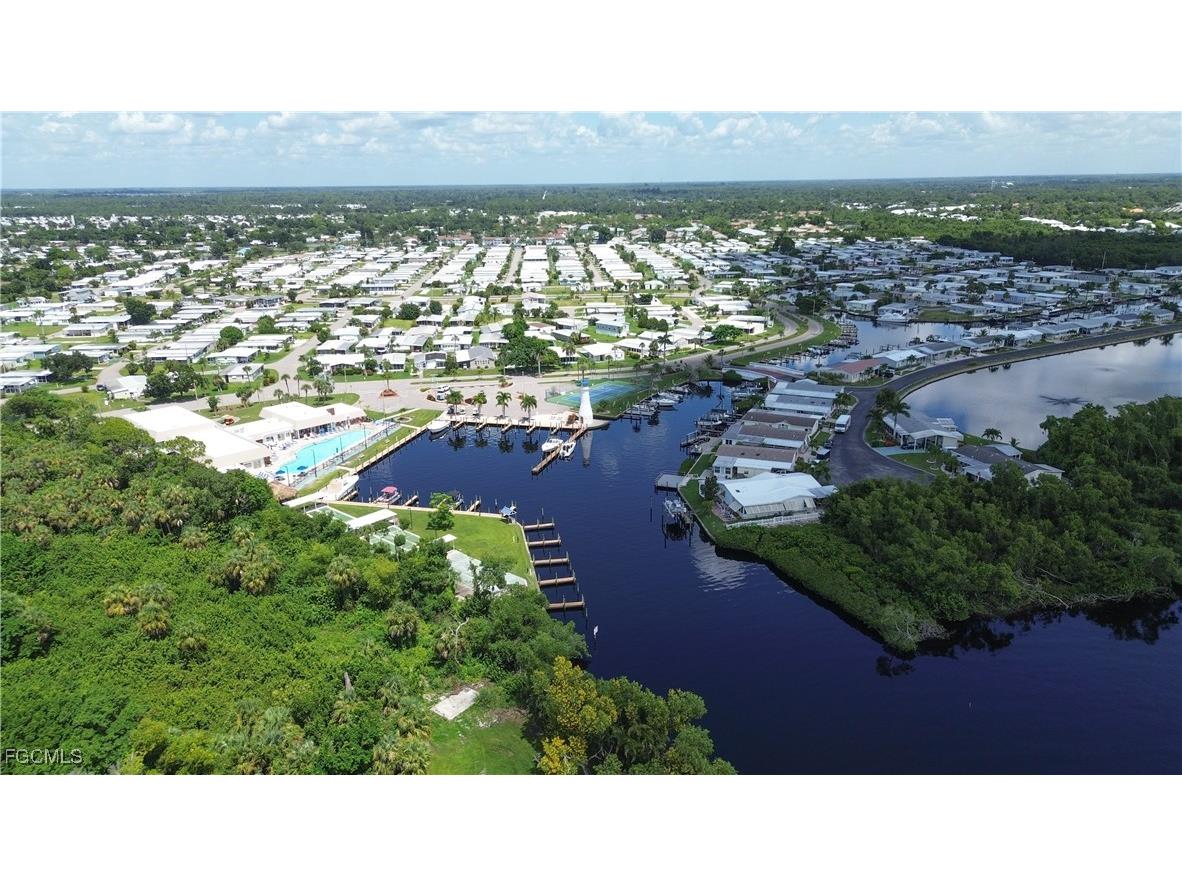 14513 Nathan Hale Lane North Fort Myers FL 33917 2025007586 image30