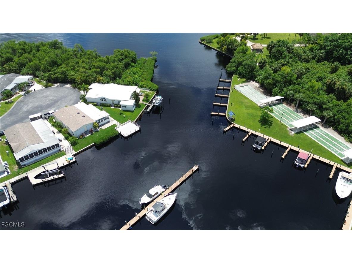 14513 Nathan Hale Lane North Fort Myers FL 33917 2025007586 image36